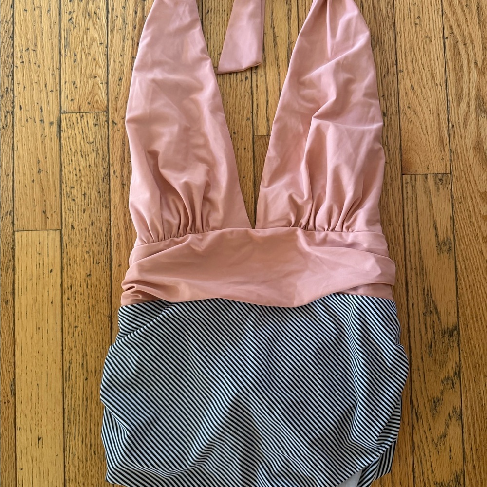 Cupshe Xl Plunge Halter One-Piece Swimsuit in Blush and Striped Black/White